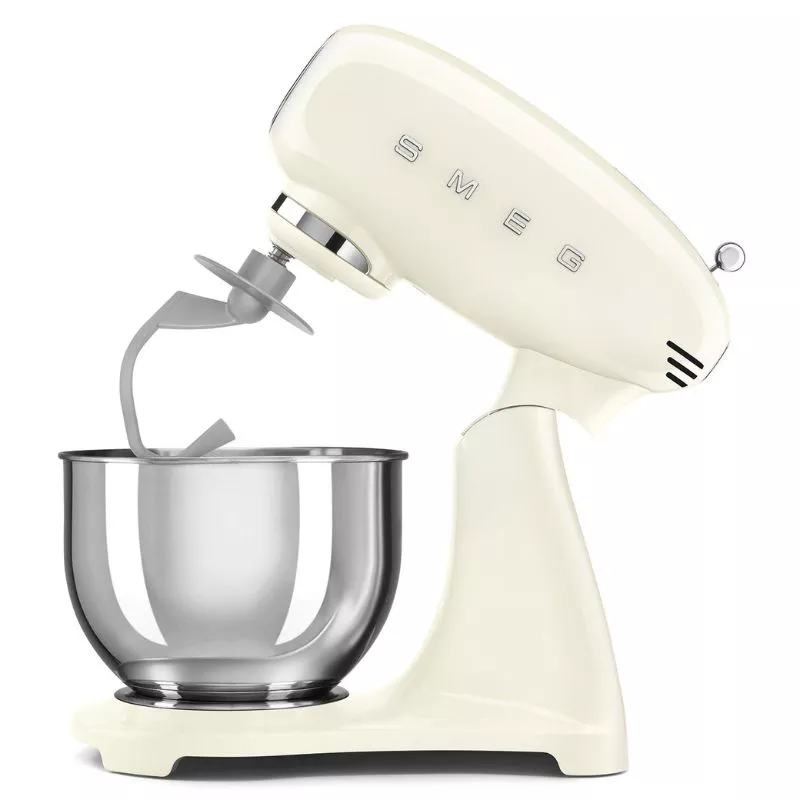A_Créer SMEG SMF03CREU