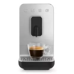 Robots SMEG BCC11BLMEU