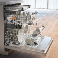 LAVE VAISSELLE  MIELE G7040SCINOX/toto