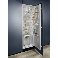 REF ENCASTRABLE 178CM -TOUT UTILE - E