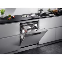 LAVE VAISSELLE BANDEAU INOX 40DB/toto