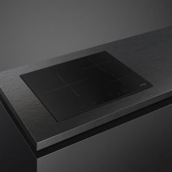 TABLE INDUCTION 3 FOYERS NOIR MAT/toto
