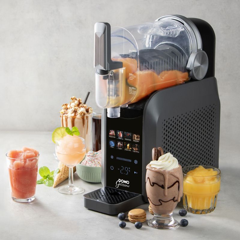 MACHINE A GLACE